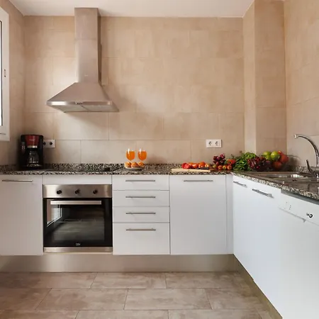 Elegance And Comfort In Barcelona, 4bedroom In The Exclusive Area *