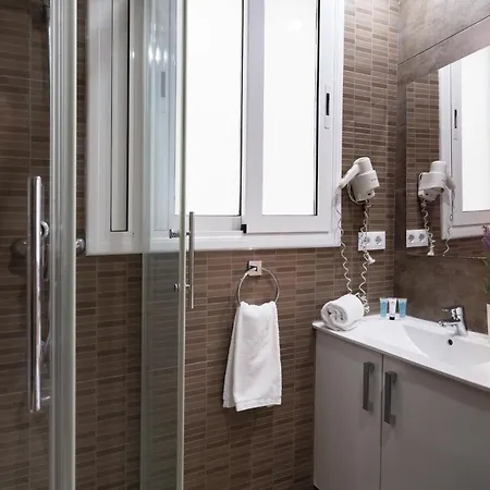 Elegance And Comfort In Barcelona, 4bedroom In The Exclusive Area Barcelona