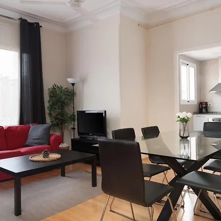 Elegance And Comfort In Barcelona, 4bedroom In The Exclusive Area Apartament