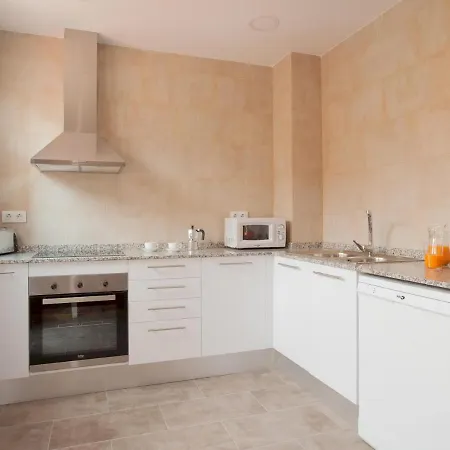Apartmán For Families And Staff Groups For 7 People Barcelona