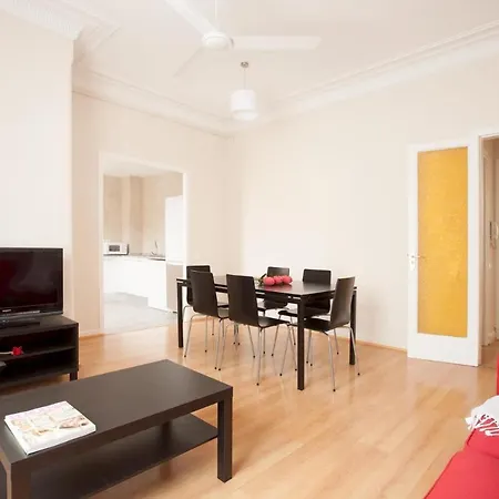 For Families And Staff Groups For 7 People Apartmán